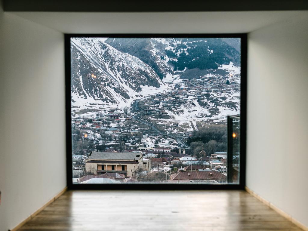 Rooms Hotel Kazbegi Exterior photo View from the hotel